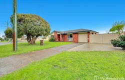 16 Stockman Way, Cannington, WA 6107