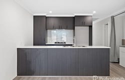 2A Carleton Crescent, Forrestfield, WA 6058
