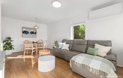 1/10 Yarraduct Place, Croydon, Vic 3136
