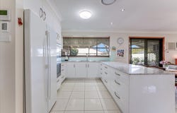 9 Moore Road, Oakdale, NSW 2570