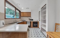 127 Casey Drive, Lalor, Vic 3075