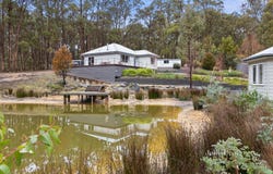30 Whitegum Drive, Wheatsheaf, Vic 3461