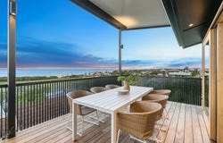 24 Crown Street, Wynnum, Qld 4178