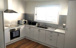 116-118 Henty Street, Casterton, Vic 3311
