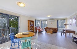17 South Street, Killarney Vale, NSW 2261