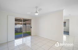 15 Billabong Drive, Crestmead, Qld 4132