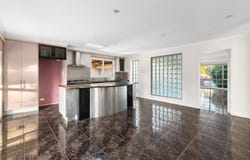 35 Thompson Circuit, Mill Park, Vic 3082