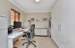 8 Meranti Avenue, Fletcher, NSW 2287