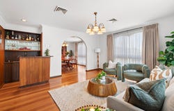 8 Lindsay Street, Macleod, Vic 3085