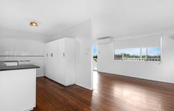 389 Boat Harbour Drive, Scarness, Qld 4655