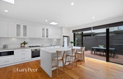 2/910 Centre Road, Bentleigh East, Vic 3165
