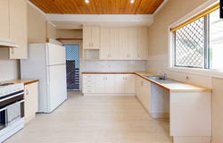 35 Dundas Street, Emerald, Qld 4720