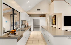 6 Billeroy Court, The Gap, Qld 4061