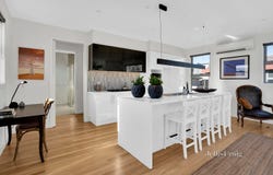1/250 Pascoe Vale Road, Essendon, Vic 3040