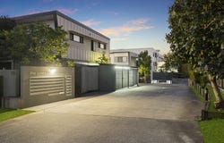 2203/18 Comer Street, Coopers Plains, Qld 4108