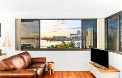 102/19 Honeysuckle Drive, Newcastle, NSW 2300