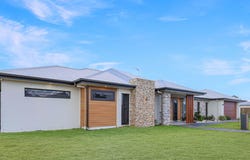 19 Brentwood Crescent, Highfields, Qld 4352