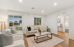 10 Bayville Drive, Dingley Village, Vic 3172