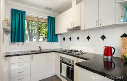 2/104 Durham Road, Kilsyth, Vic 3137