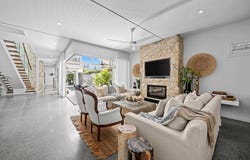 16 Sunbrite Avenue, Mermaid Beach, Qld 4218