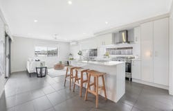 7 Lemongrass Circuit, Griffin, Qld 4503