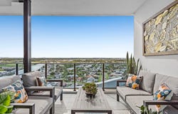 31303/5 Harbourside Court, Biggera Waters, Qld 4216