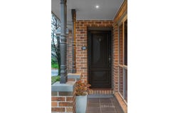 22 Kingswood Rise, Box Hill South, Vic 3128