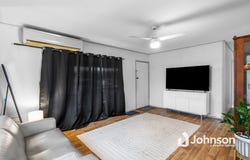 11 Bergins Hill Road, Bundamba, Qld 4304