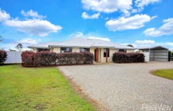 4 Eungella Court, Branyan, Qld 4670
