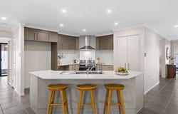 56 Higgs Circuit, Wynnum West, Qld 4178
