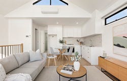 2/70 Hargreaves Crescent, Braybrook, Vic 3019