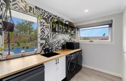 95 Equestrian Drive, Yamanto, Qld 4305