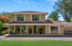 8 Hunt Road, Hahndorf, SA 5245