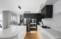 1 Silvester Way, Gledswood Hills, NSW 2557