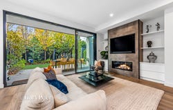 30b Narrawong Road, Caulfield South, Vic 3162