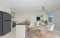 1/22 Tobias Avenue, Burdell, Qld 4818