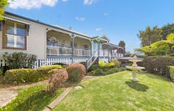 15 Paradise Drive, Tamborine Mountain, Qld 4272