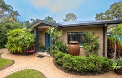 37  Apjohn Street, Horseshoe Bay, Qld 4819