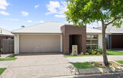 12 Pleasant Street, South Ripley, Qld 4306