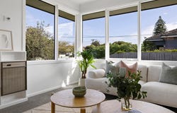 1/12 Clapham Road, Hughesdale, Vic 3166