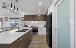 36 Daniell Close, Ripley, Qld 4306