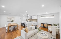 76 Yarcombe Crescent, Craigieburn, Vic 3064