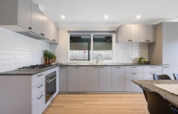 2 Miners Court, Diggers Rest, Vic 3427