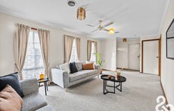 1/15 Allwyn Crescent, Mill Park, Vic 3082