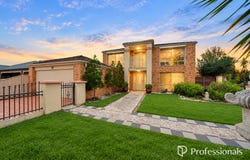 10 Portofino Crescent, Point Cook, Vic 3030