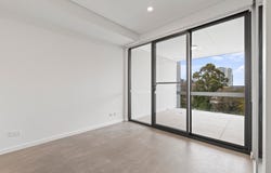 305/8 Macrae Road, Applecross, WA 6153