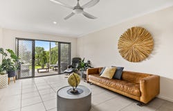 Duplex ~ Unit 1/3 Betsy Way, Nambour, Qld 4560