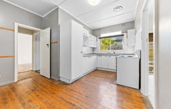 6 Carlson Avenue, Wyoming, NSW 2250