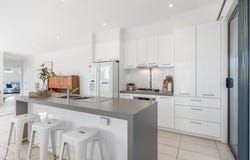3/10 Coonara Avenue, Mount Eliza, Vic 3930
