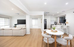 12 Grevillea Crescent, Lake Albert, NSW 2650